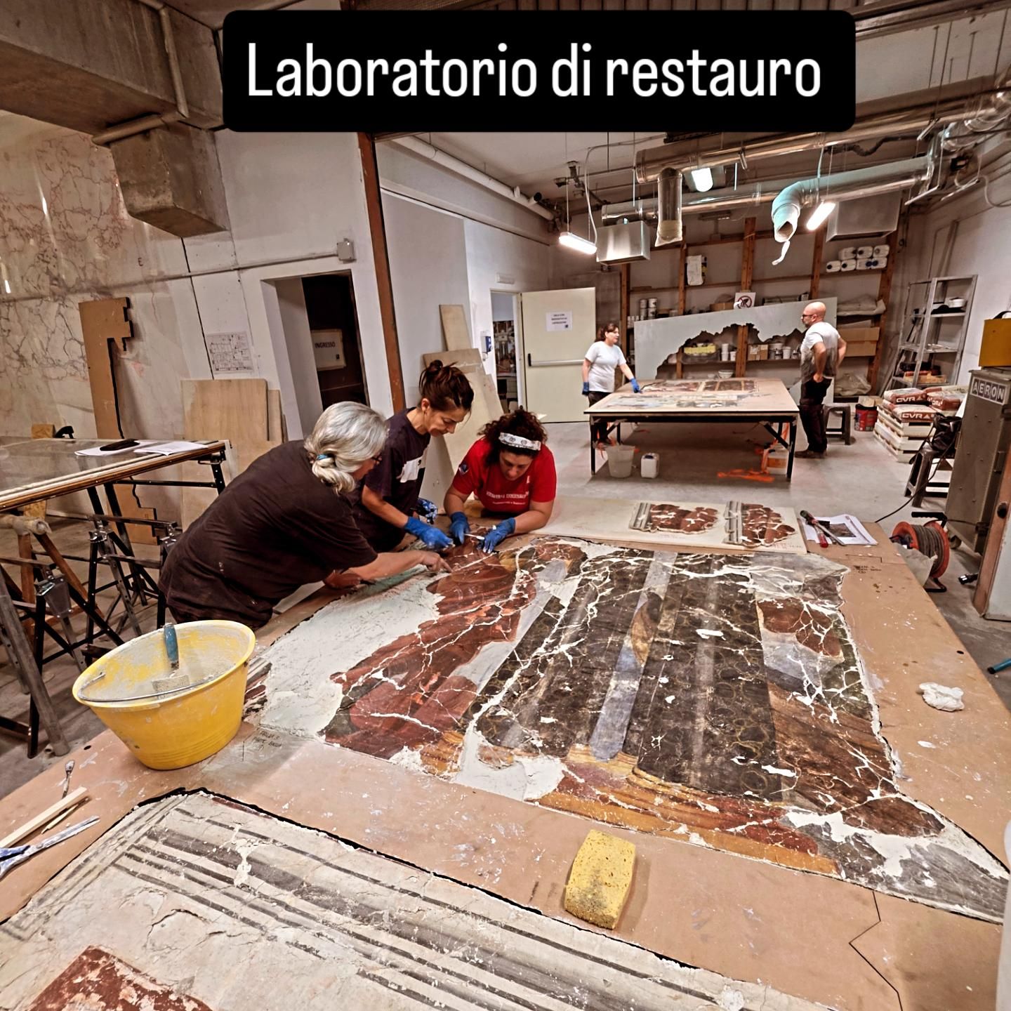 Laboratorio di restauro affreschi Sala San Clemente Palazzo Farinosi Branconi